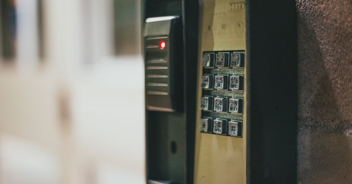 front door lock key — Expert Pro Locksmith